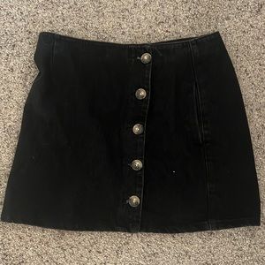 US 8 Topshop black denim skirt! Worn once